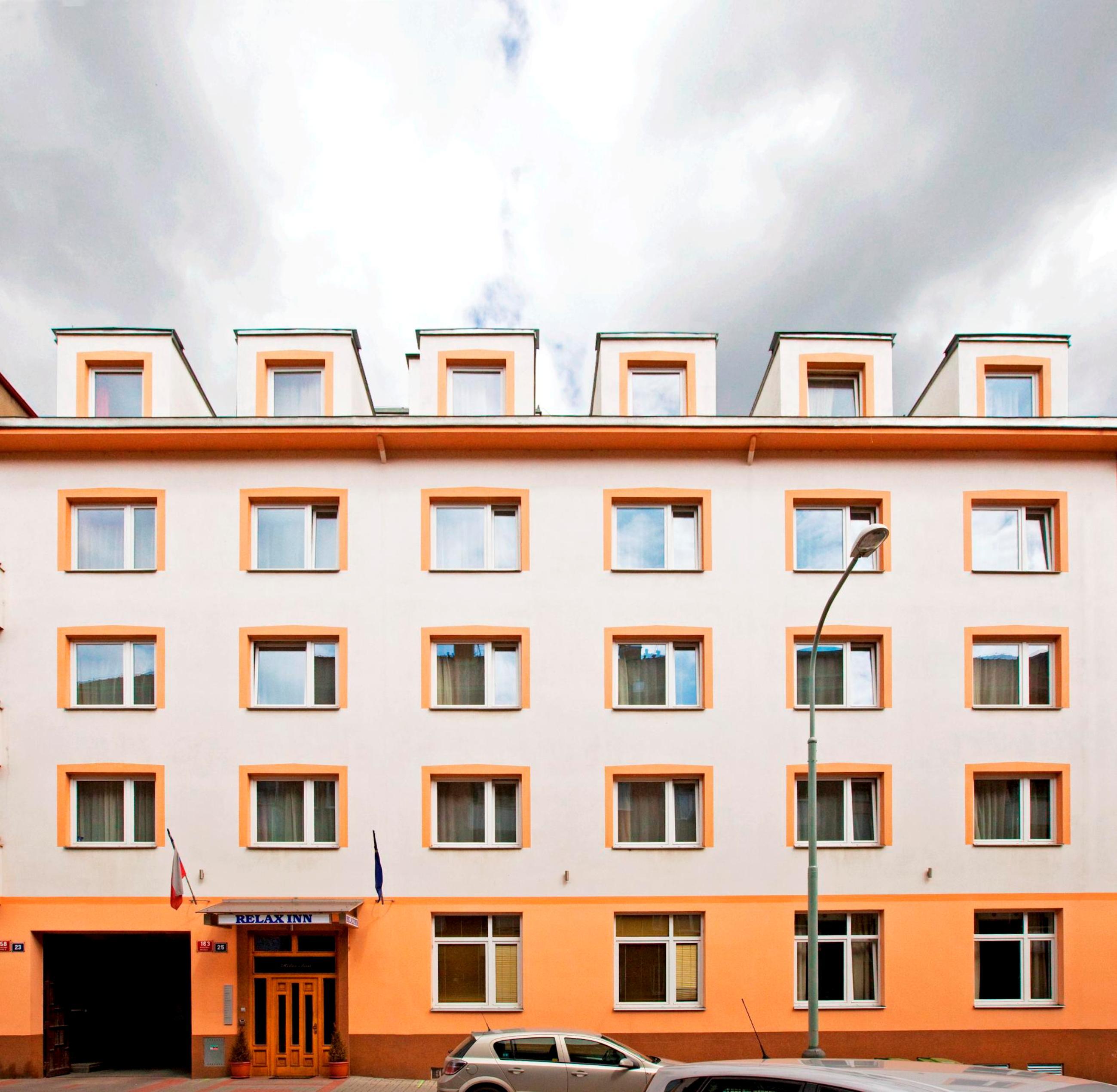Relax Inn Prague Exterior photo