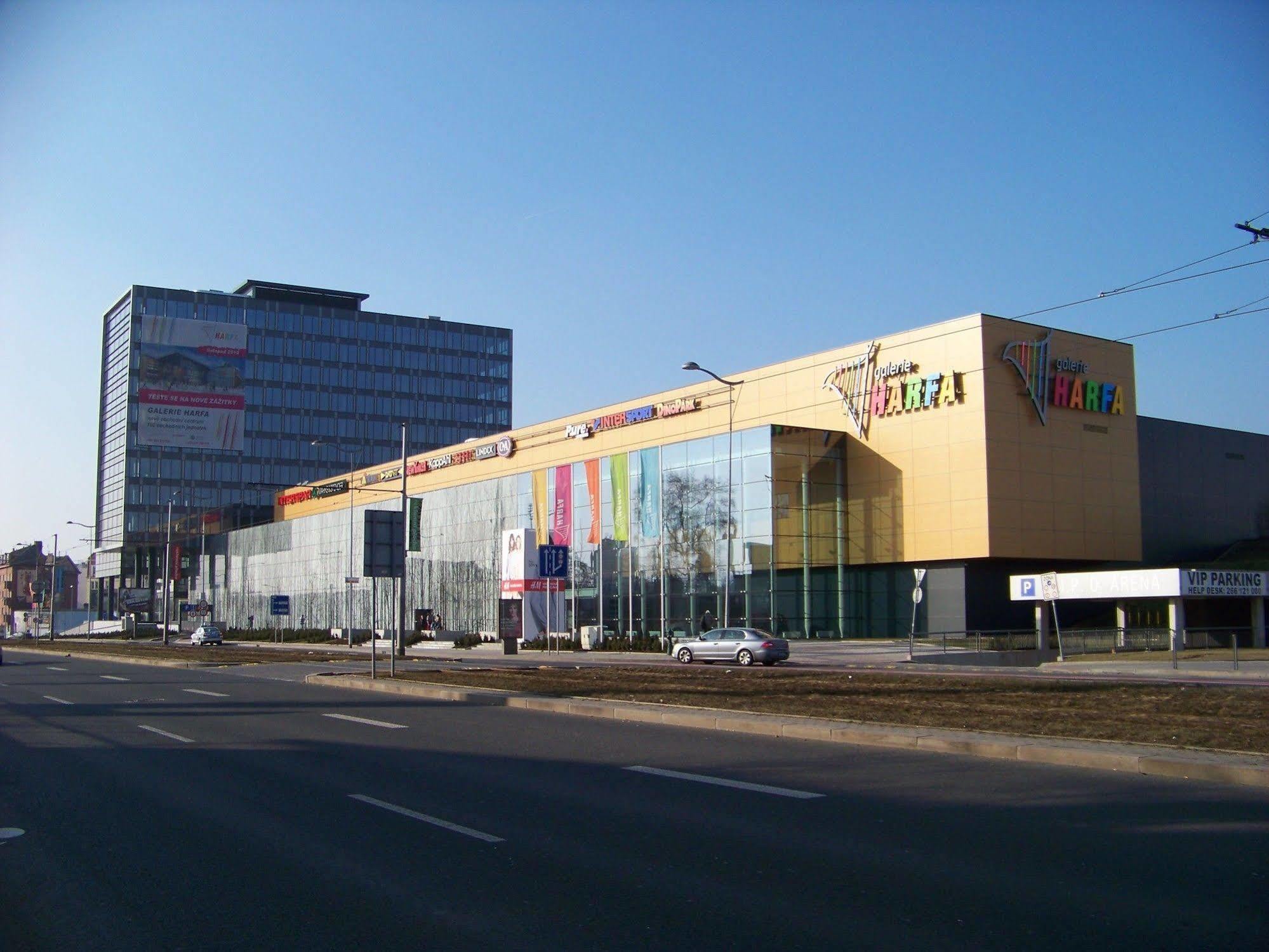 Relax Inn Prague Exterior photo