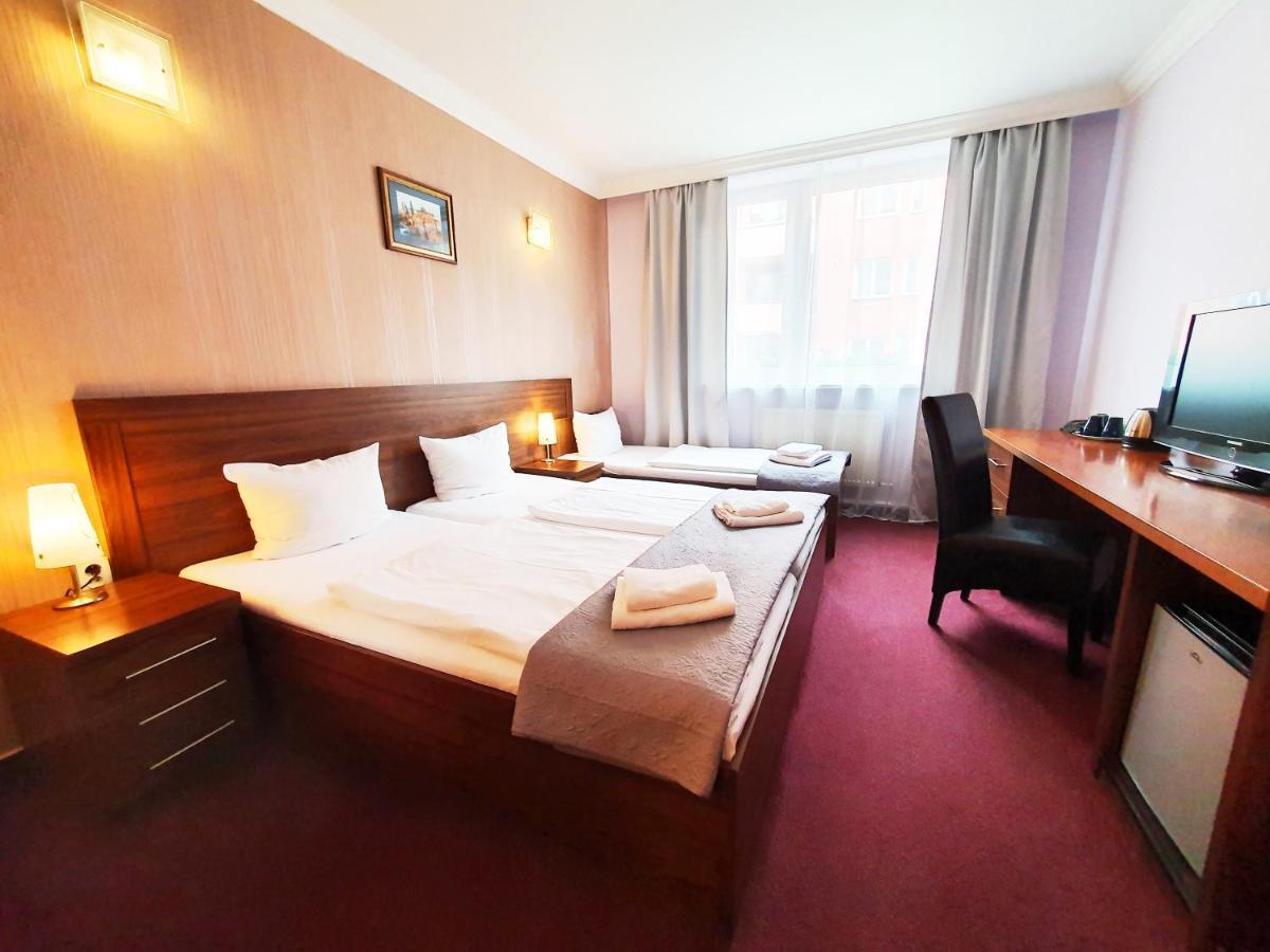 Relax Inn Prague Exterior photo